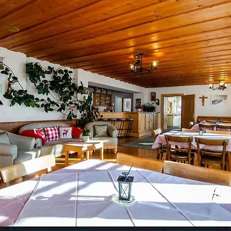 Dreilaender Гостевой дом *